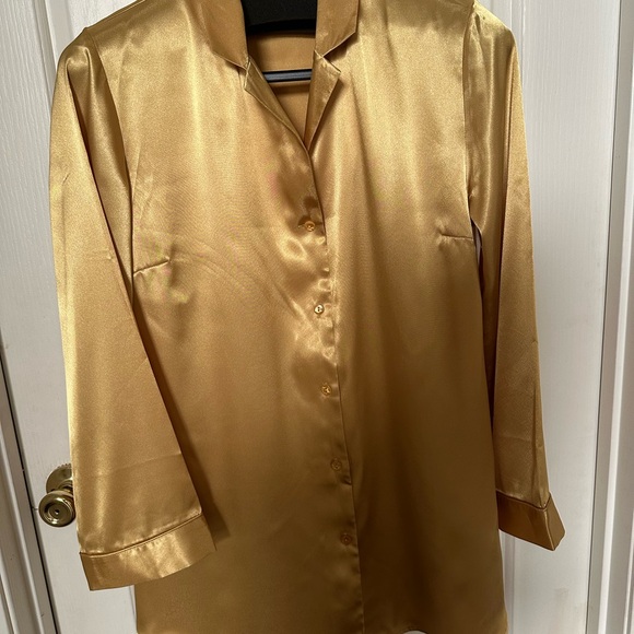 Victoria Secret Sleep Shirt / Intimate - Picture 2 of 5